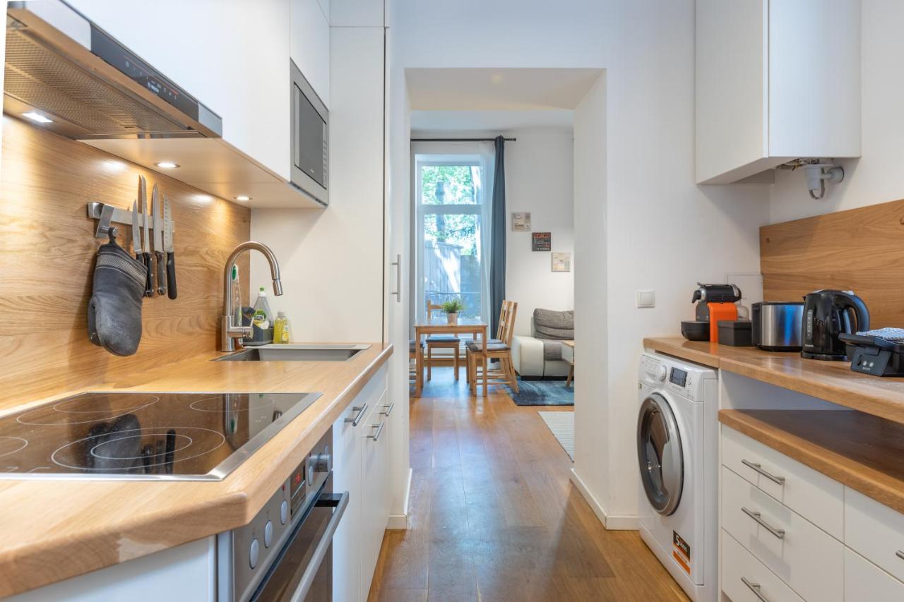 Cozy Apartment, 2 Private Terraces, 8 Min To City Center Vienna Exterior photo