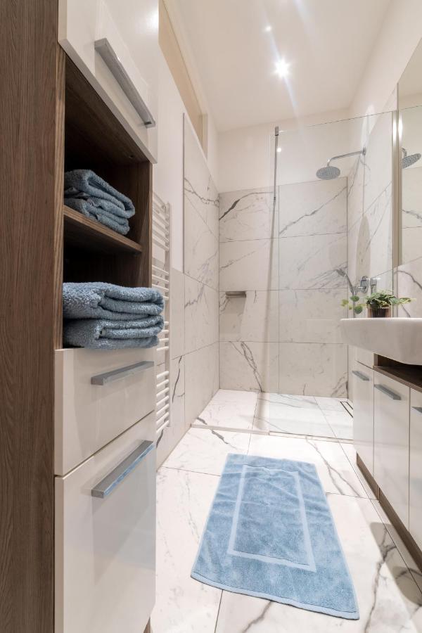Cozy Apartment, 2 Private Terraces, 8 Min To City Center Vienna Exterior photo