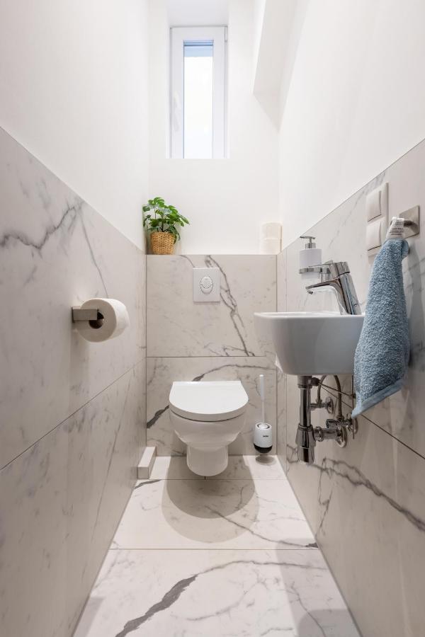 Cozy Apartment, 2 Private Terraces, 8 Min To City Center Vienna Exterior photo