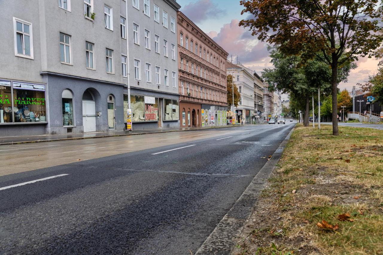 Cozy Apartment, 2 Private Terraces, 8 Min To City Center Vienna Exterior photo